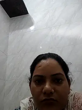 Snapshot of Anushka_Singh0 chatting on July 5, 1:01 am Anushka Singh0 online show from July 5, 1:01 am