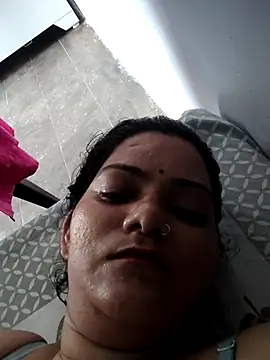 Snapshot of Anushka_Singh0 chatting on July 26, 5:04 am Anushka Singh0 online show from July 26, 5:04 am