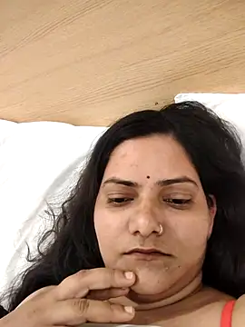 Snapshot of Anushka_Singh0 chatting on July 31, 7:24 pm Anushka Singh0 online show from July 31, 7:24 pm
