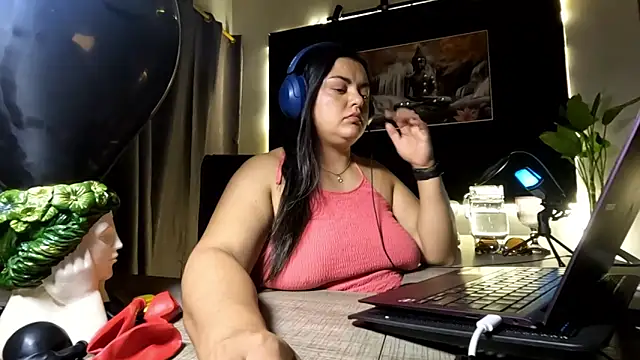 Snapshot of AzaraOnyx chatting on June 6, 3:06 pm AzaraOnyx online show from June 6, 3:06 pm