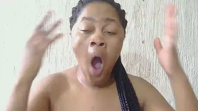 Snapshot of TemptingTits chatting on February 28, 12:17 pm TemptingTits online show from February 28, 12:17 pm