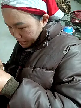 Snapshot of nelina_12345 chatting on March 13, 4:08 am nelina 12345 online show from March 13, 4:08 am