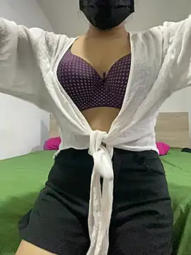 Snapshot of Saraaalive chatting on March 31, 8:20 pm Saraaalive online show from March 31, 8:20 pm