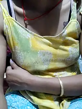 Snapshot of Sexy-Sandhya_ chatting on May 3, 6:03 pm Sexy-Sandhya online show from May 3, 6:03 pm