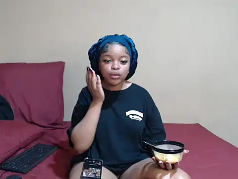 KinkyPxx online show from June 4, 5:13 am