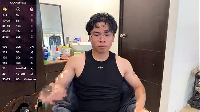 Snapshot of BentoBoxxx chatting on June 9, 6:41 pm BentoBoxxx online show from June 9, 6:41 pm