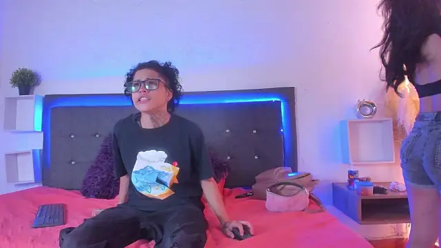 Snapshot of Ale_cuzz chatting on March 13, 4:02 pm Ale cuzz online show from March 13, 4:02 pm