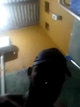 Snapshot of Deniodamasio chatting on March 1, 9:06 pm Deniodamasio online show from March 1, 9:06 pm