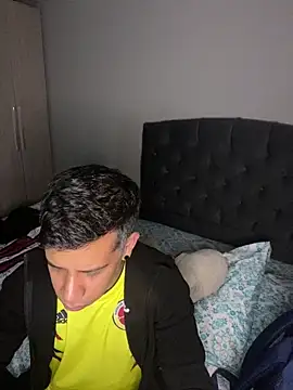 Snapshot of WILD_BIGCOCK35 chatting on February 15, 1:35 am WILD BIGCOCK35 online show from February 15, 1:35 am