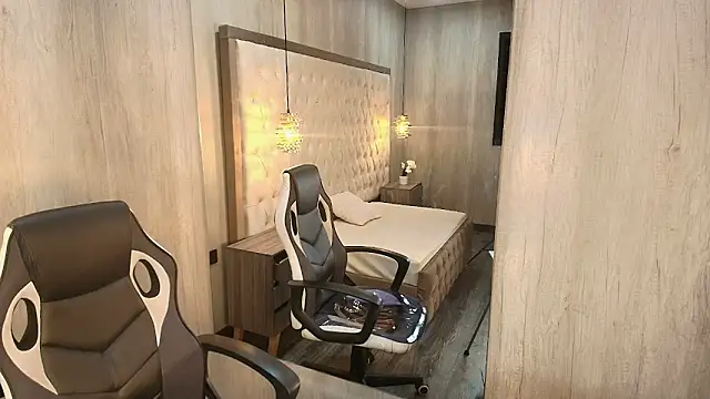 Anya Volker online show from March 11, 12:11 pm