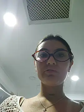 Snapshot of Roma_xxx chatting on March 17, 11:19 pm Roma xxx online show from March 17, 11:19 pm