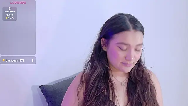 LiiaBloom online show from May 20, 5:02 am