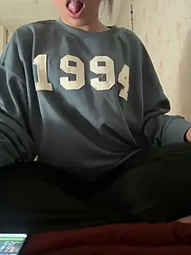 piayaali online show from March 22, 5:49 pm