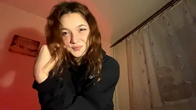 LadyAMG online show from February 14, 5:10 pm