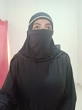 aminaa  online show from July 21, 6:43 pm
