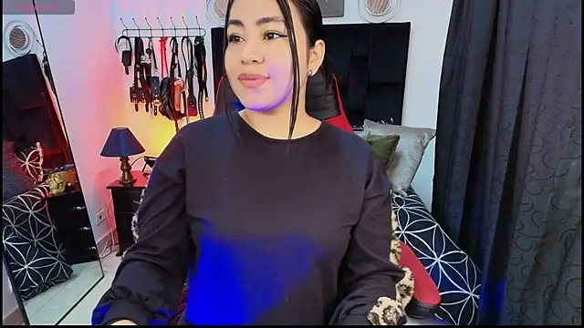 Liu wen  online show from June 10, 12:48 pm
