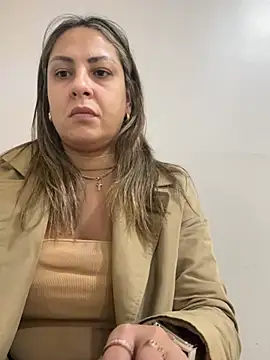 leona-david online show from June 8, 3:01 pm