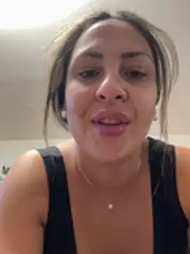 Snapshot of leona-david chatting on July 7, 11:42 pm leona-david online show from July 7, 11:42 pm