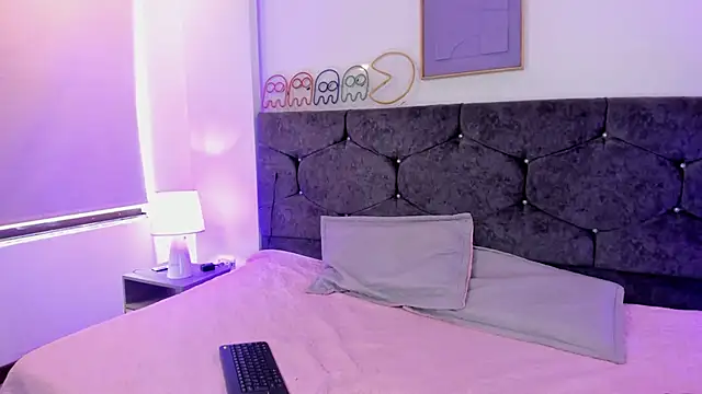 Snapshot of Megan_Morphy chatting on March 14, 1:49 pm Megan Morphy online show from March 14, 1:49 pm