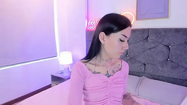 Snapshot of Megan_Morphy chatting on March 22, 2:20 pm Megan Morphy online show from March 22, 2:20 pm