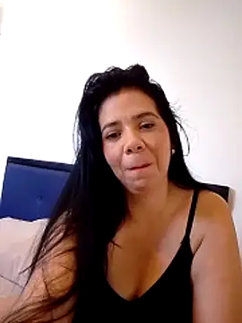 Snapshot of Victoria42 chatting on March 25, 1:39 pm Victoria42 online show from March 25, 1:39 pm