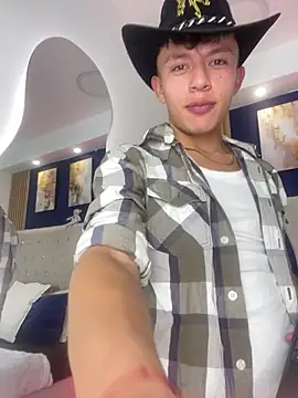 Snapshot of Dark_Nico chatting on March 3, 4:29 am Dark Nico online show from March 3, 4:29 am