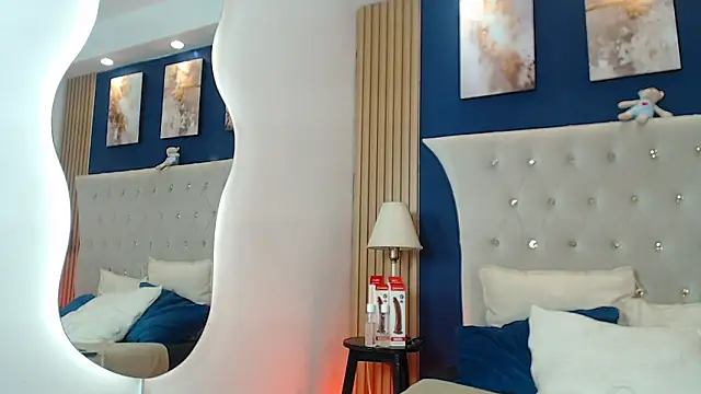 Snapshot of Dark_Nico chatting on March 16, 3:56 am Dark Nico online show from March 16, 3:56 am