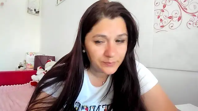 Snapshot of EVELYNA88 chatting on May 26, 7:15 am EVELYNA88 online show from May 26, 7:15 am