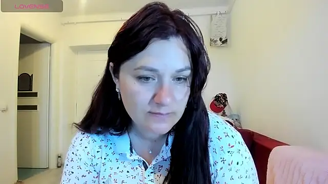 Snapshot of EVELYNA88 chatting on July 30, 8:35 am EVELYNA88 online show from July 30, 8:35 am