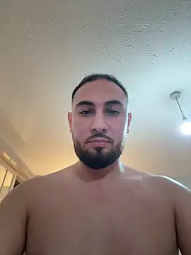 Snapshot of Horny69oo7 chatting on February 12, 11:55 pm Horny69oo7 online show from February 12, 11:55 pm