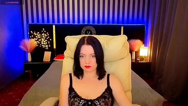 Ingrit tass online show from March 25, 8:15 pm