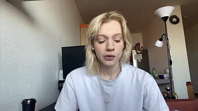 HirokoMassengills online show from March 20, 5:12 am