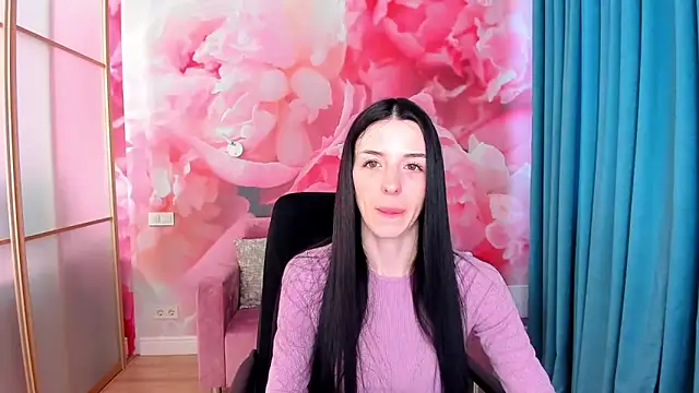 NoirDiva online show from March 25, 6:41 am