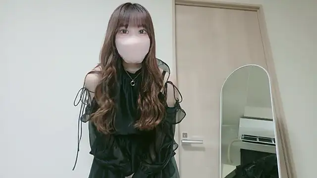 ukachan  online show from March 29, 4:51 pm