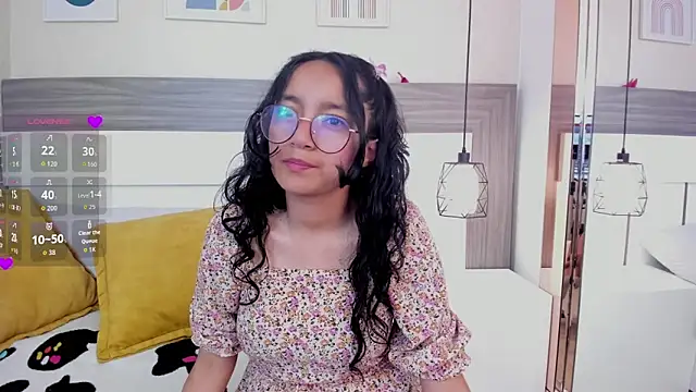 Emilyblussh online show from March 30, 7:48 pm