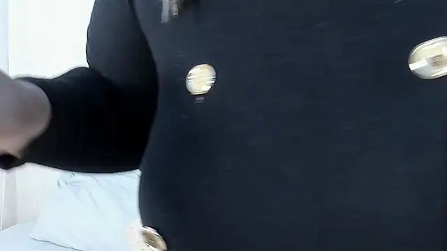 Cinnamon Skin01 online show from February 14, 6:04 pm