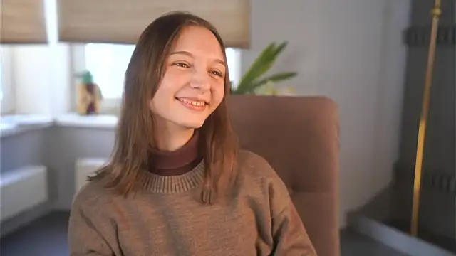 Snapshot of LuePalms chatting on February 14, 4:53 am LuePalms online show from February 14, 4:53 am