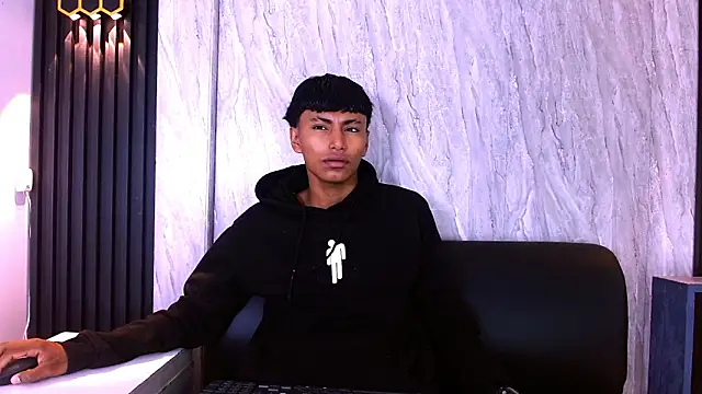 Snapshot of Kyle_Dimons chatting on March 20, 11:15 am Kyle Dimons online show from March 20, 11:15 am