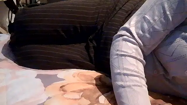 luanahot1 online show from March 24, 5:40 pm