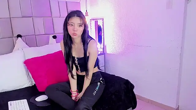 andrea carocaro online show from March 14, 12:43 pm