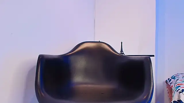 Snapshot of Abril_milf11 chatting on March 18, 2:20 pm Abril milf11 online show from March 18, 2:20 pm