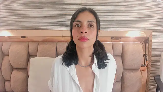 annie shine  online show from February 20, 12:16 pm