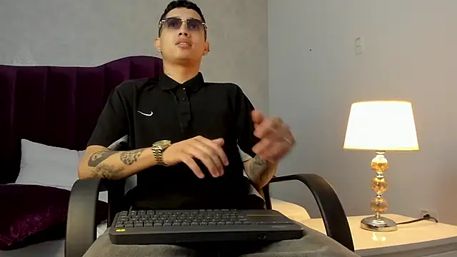 JoshBeech online show from March 20, 2:00 pm