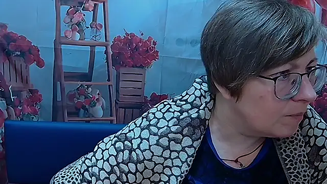 Snapshot of RadaChudna chatting on March 11, 6:08 am RadaChudna online show from March 11, 6:08 am