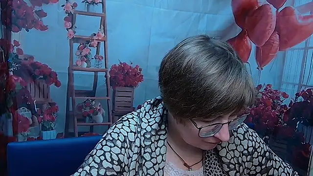 Snapshot of RadaChudna chatting on March 13, 12:12 pm RadaChudna online show from March 13, 12:12 pm