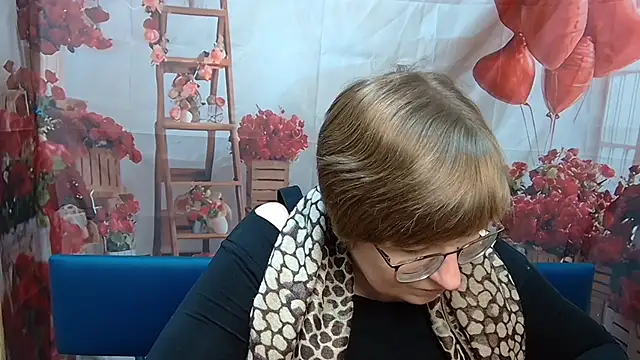 Snapshot of RadaChudna chatting on March 16, 11:58 am RadaChudna online show from March 16, 11:58 am