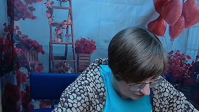 Snapshot of RadaChudna chatting on March 18, 6:05 am RadaChudna online show from March 18, 6:05 am