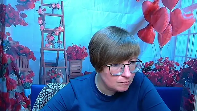 Snapshot of RadaChudna chatting on March 21, 12:21 pm RadaChudna online show from March 21, 12:21 pm