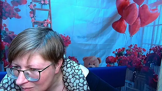 Snapshot of RadaChudna chatting on March 22, 11:57 am RadaChudna online show from March 22, 11:57 am