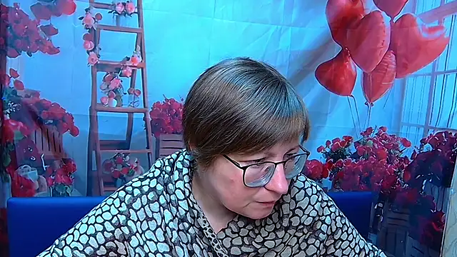 Snapshot of RadaChudna chatting on March 23, 6:17 am RadaChudna online show from March 23, 6:17 am